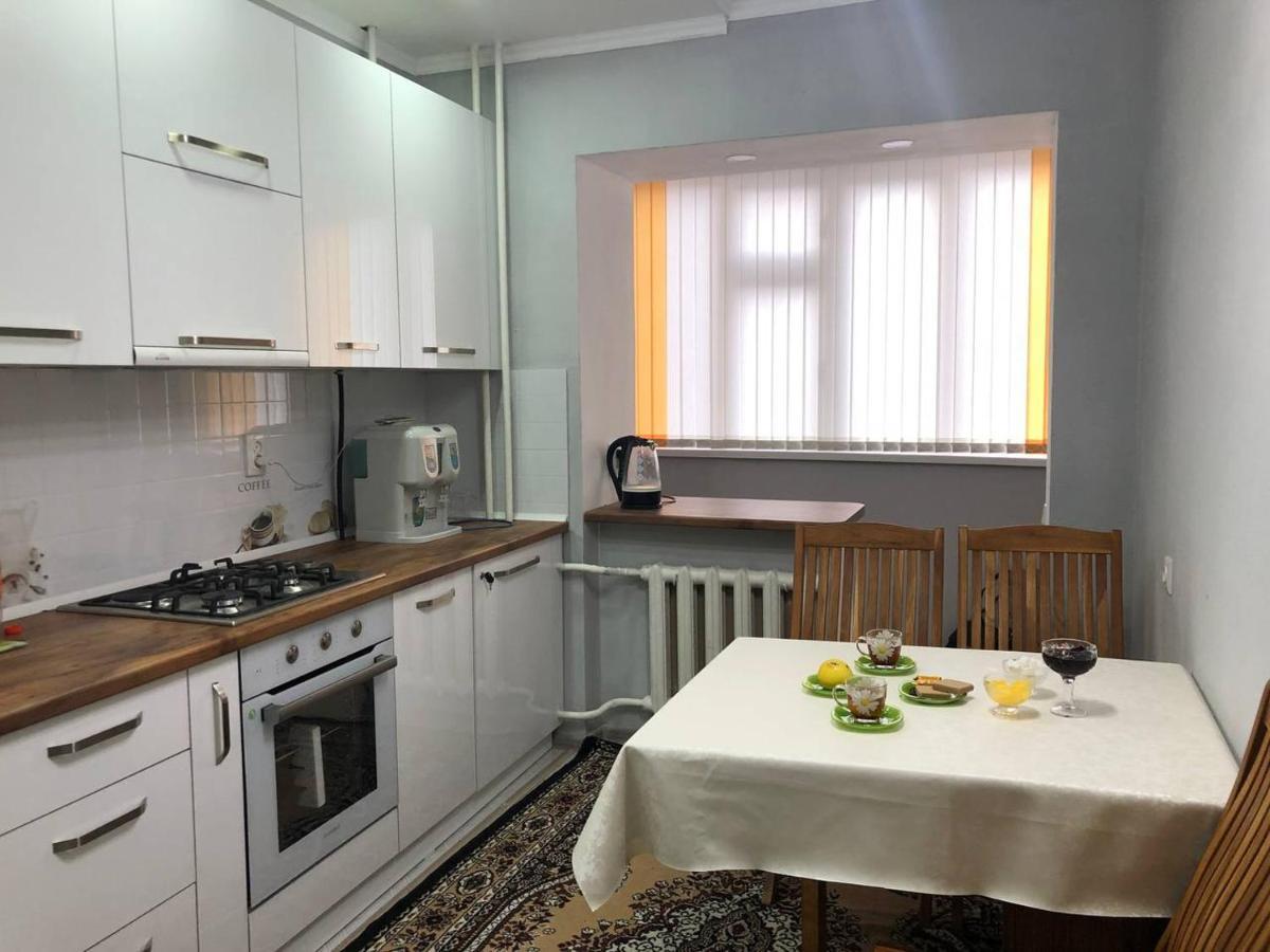 Downtown Homestay Bisjkek Eksteriør billede